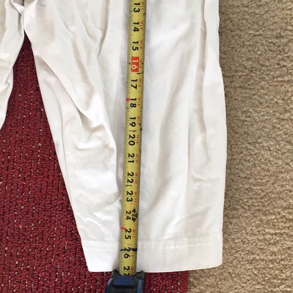 Style&Co-White Capri/Bermudas/almost jeans,pant! - Picture 6 of 7